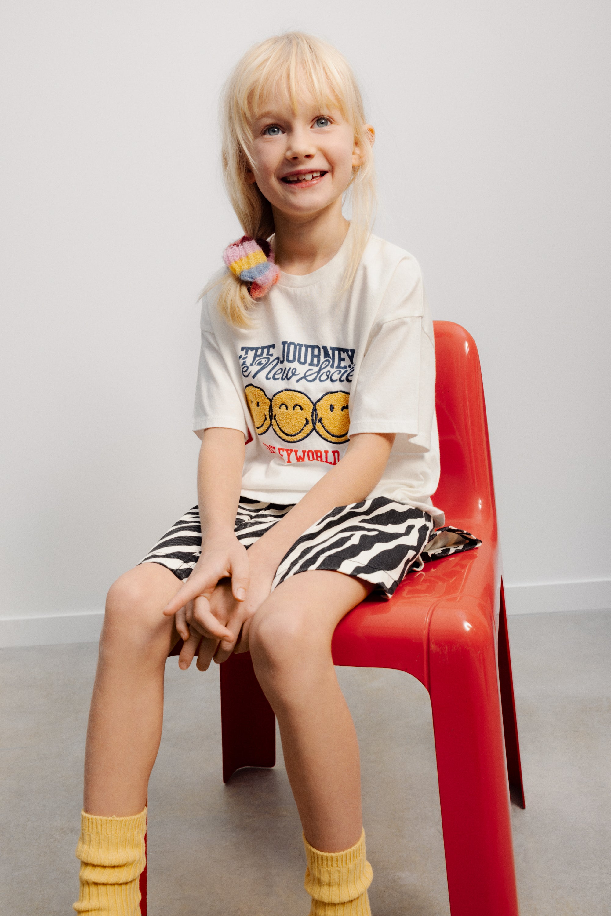 The New Society - T-Shirt Smiley