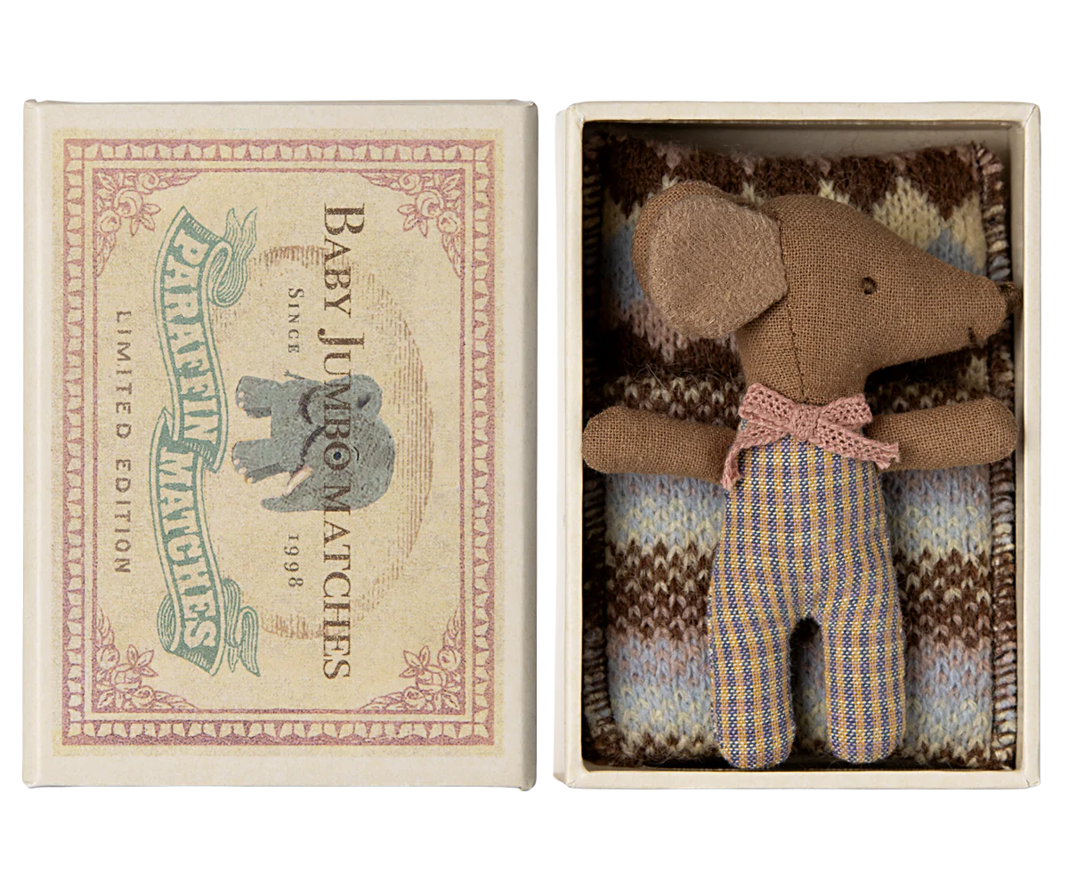 Maileg - Baby mouse asleep in a matchbox