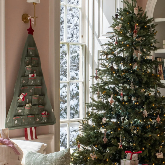 Avery Row - Calendrier de l'Avent "Arbre de Noël"