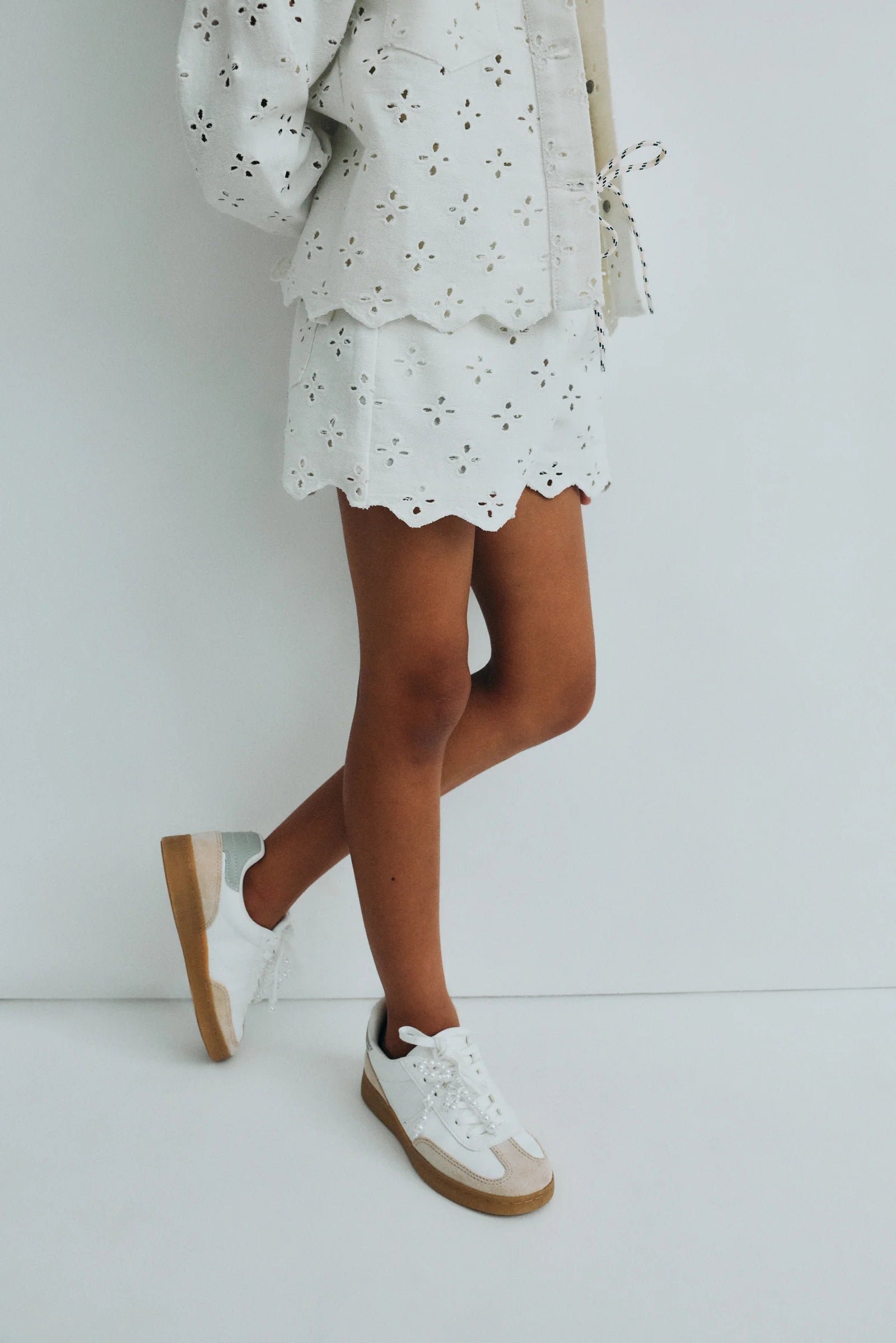 The New Society - Short Camelia