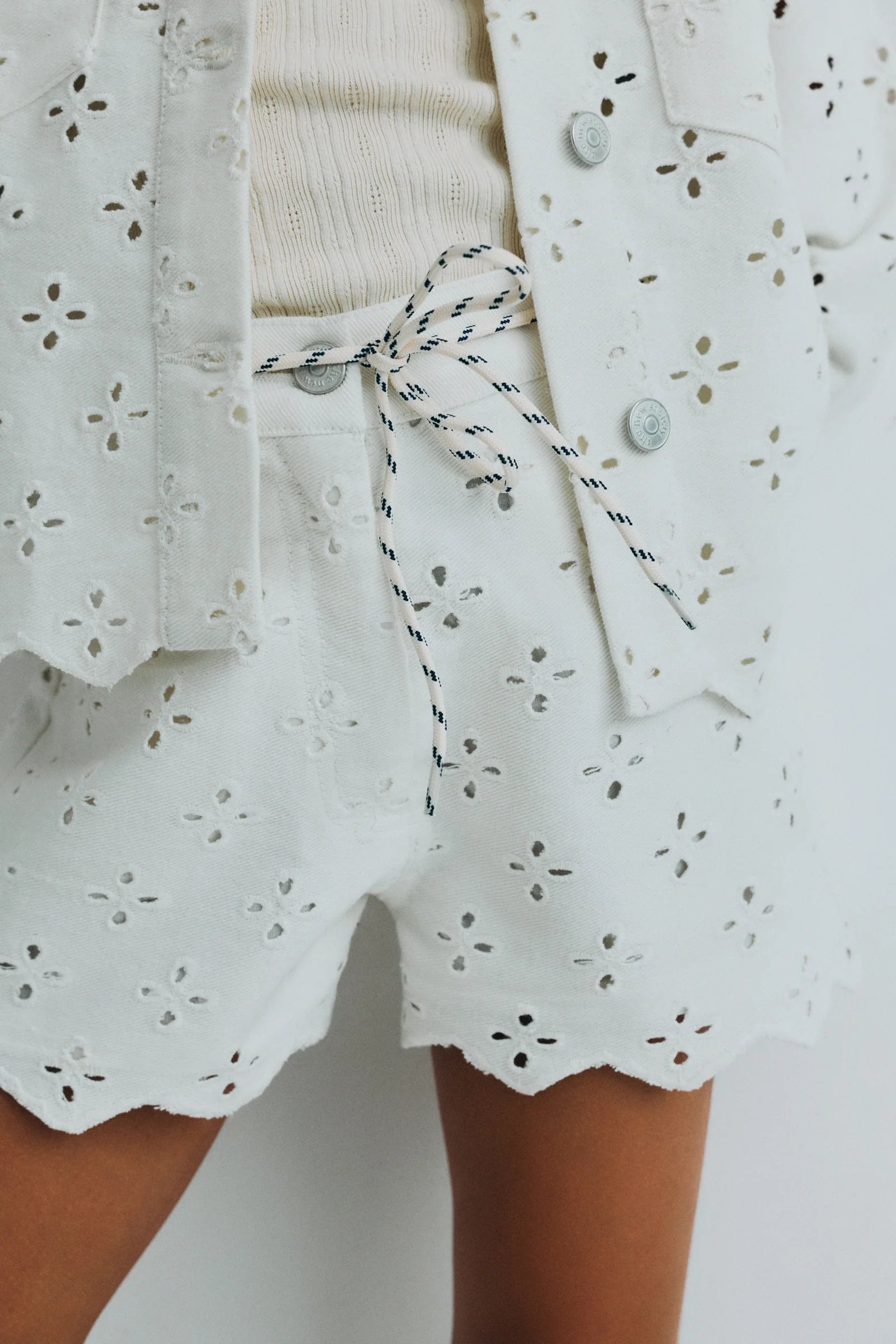 The New Society - Short Camelia