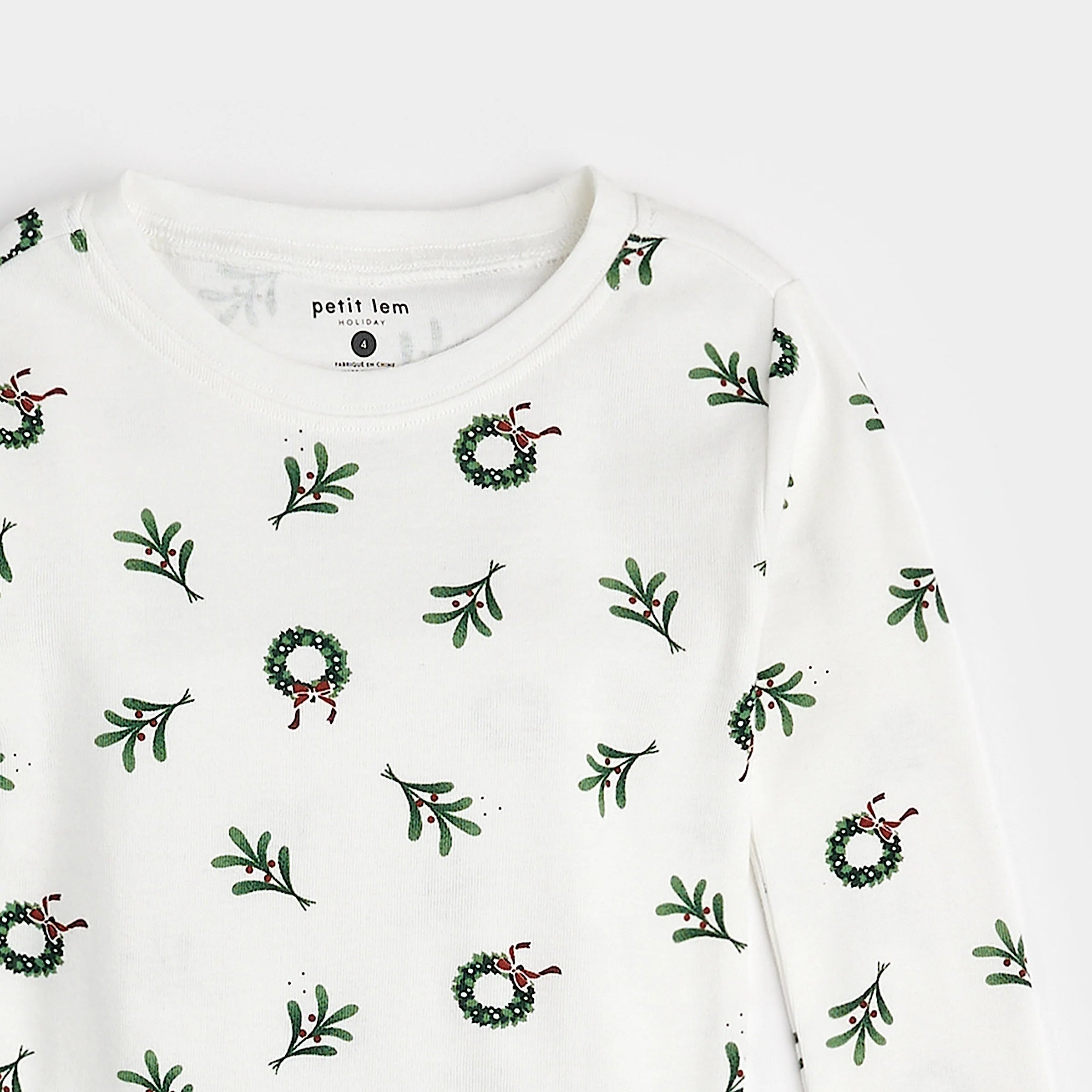 Petit Lem - Christmas Wreath Pyjama Set