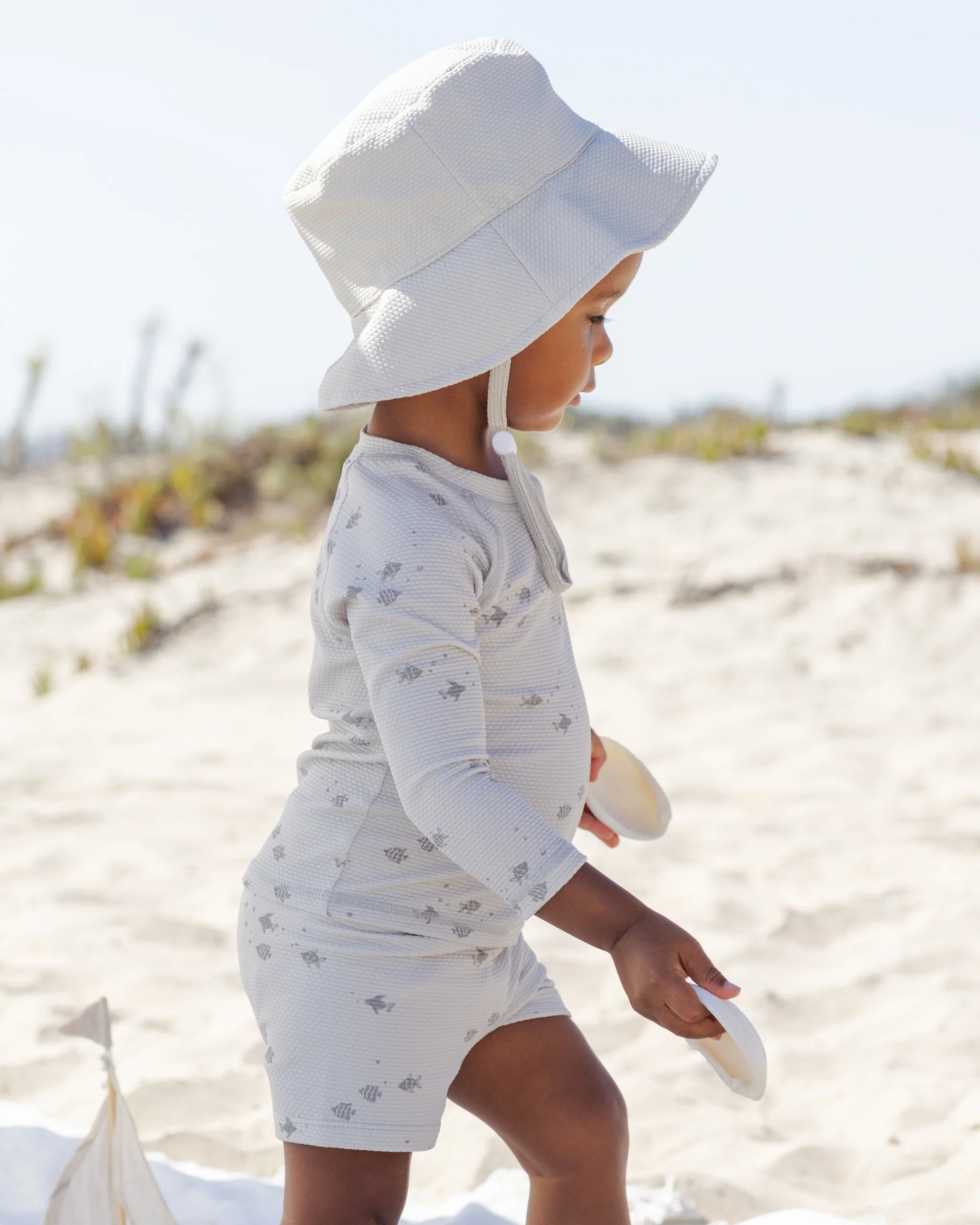 Quincy Mae - Finn Rashguard + Ensemble Short Poisson