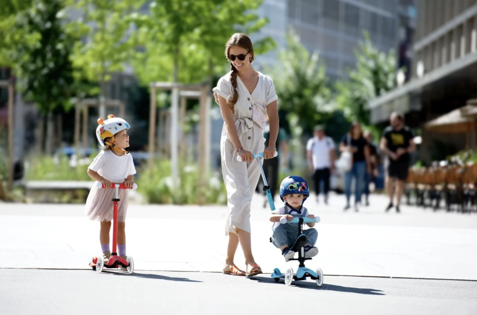 Micro - Mini 2 Grow Deluxe Magic LED Scooter