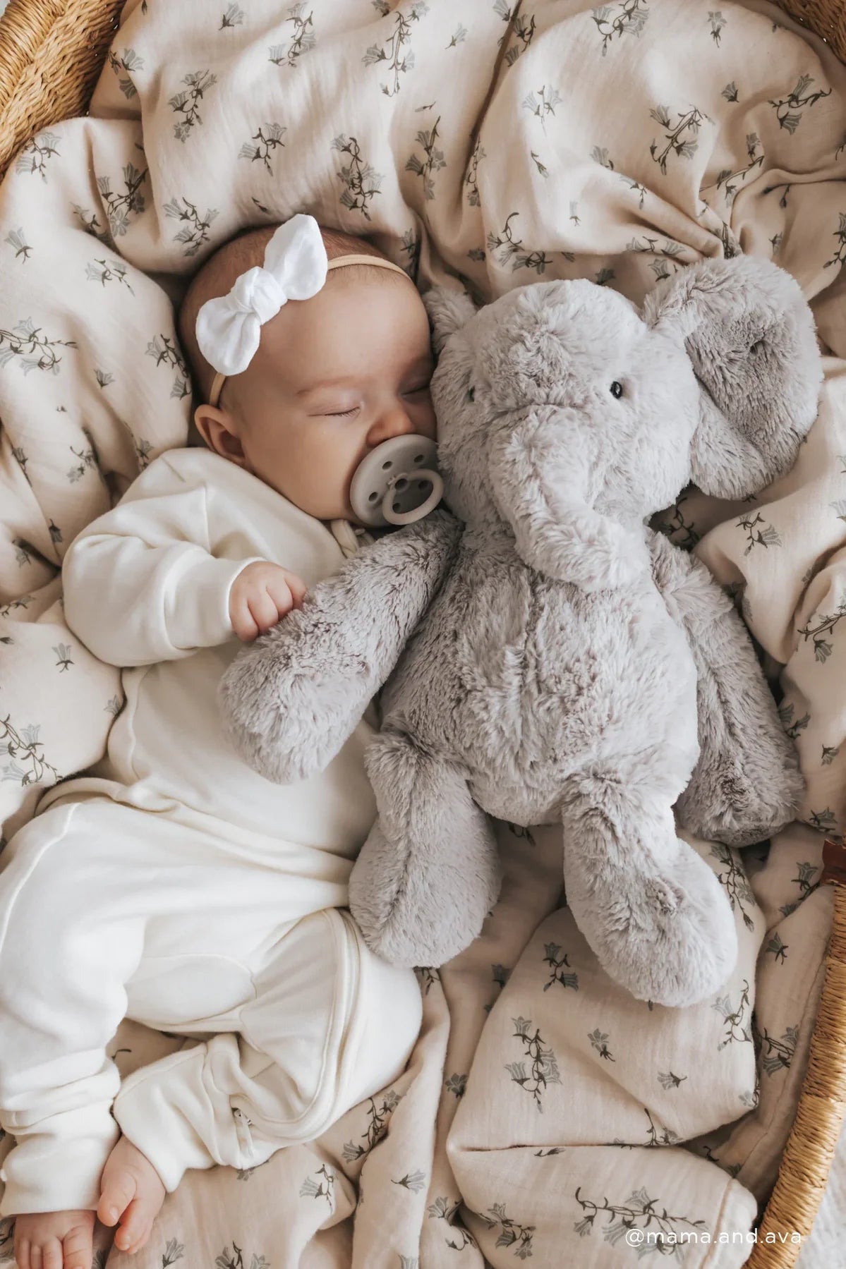 Snuggle Bunnies - Olive l'éléphant