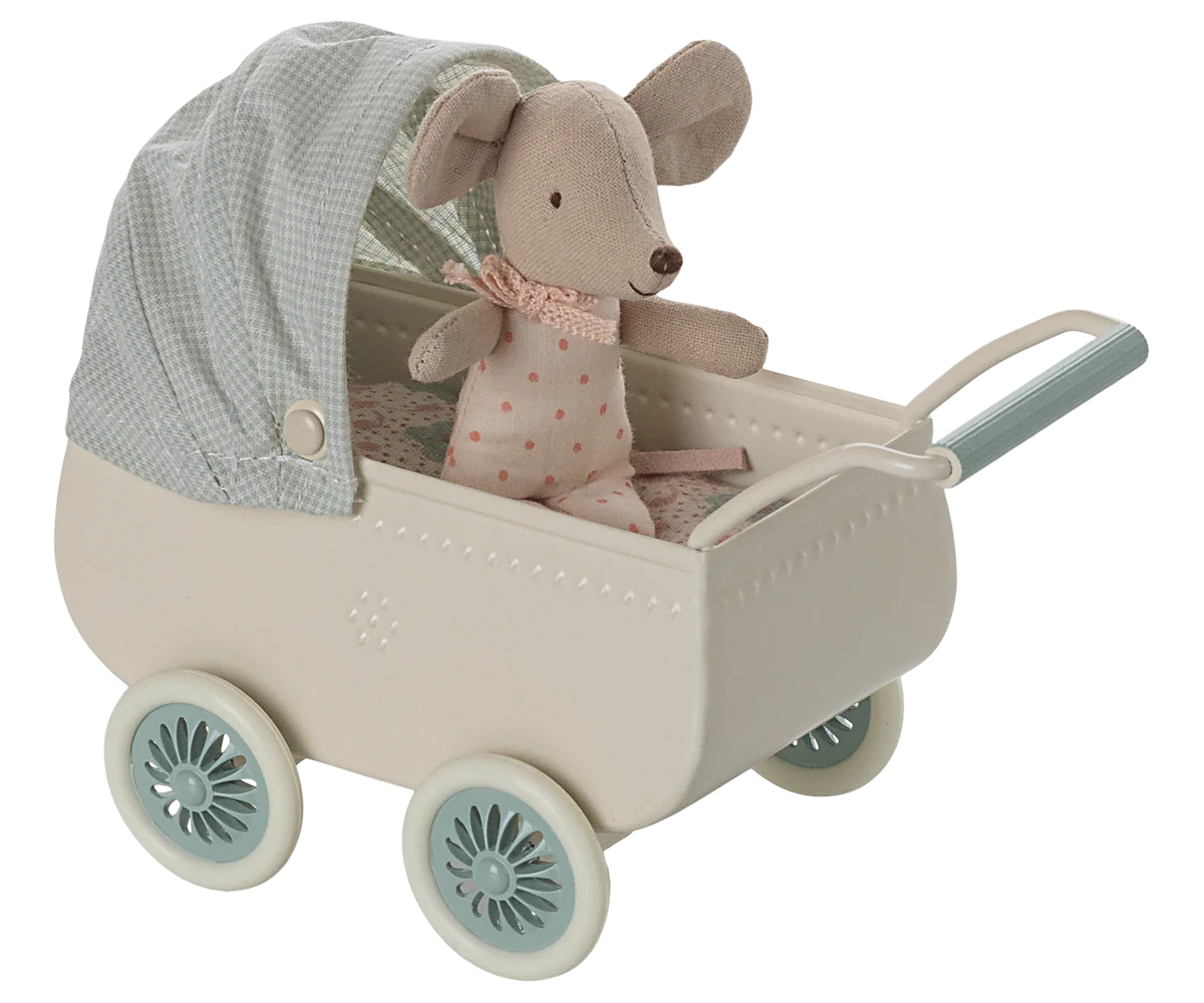 Maileg - Pram with baby mouse - Mint