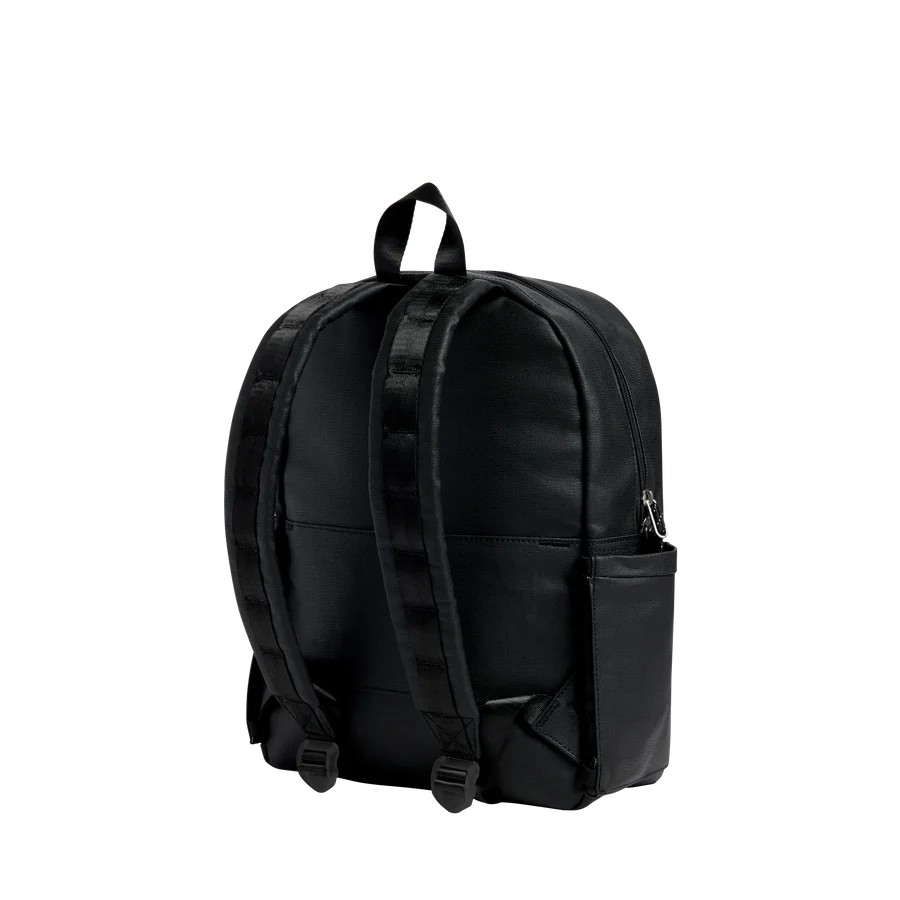 Un sac à noir noir à texture de cuir, avec poche sur le côté.