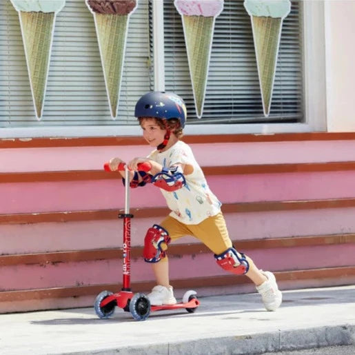 Micro - Mini Deluxe LED Scooter