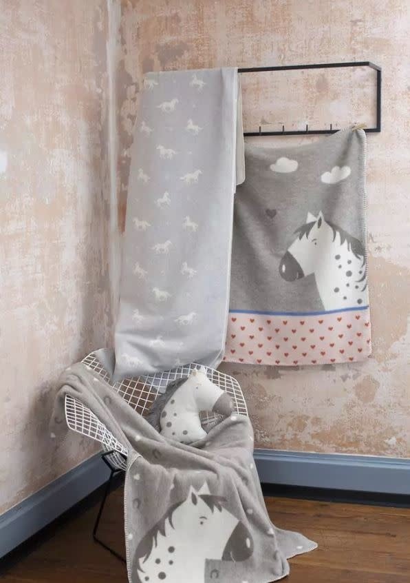 David Fussenegger - Juwel Horses blanket