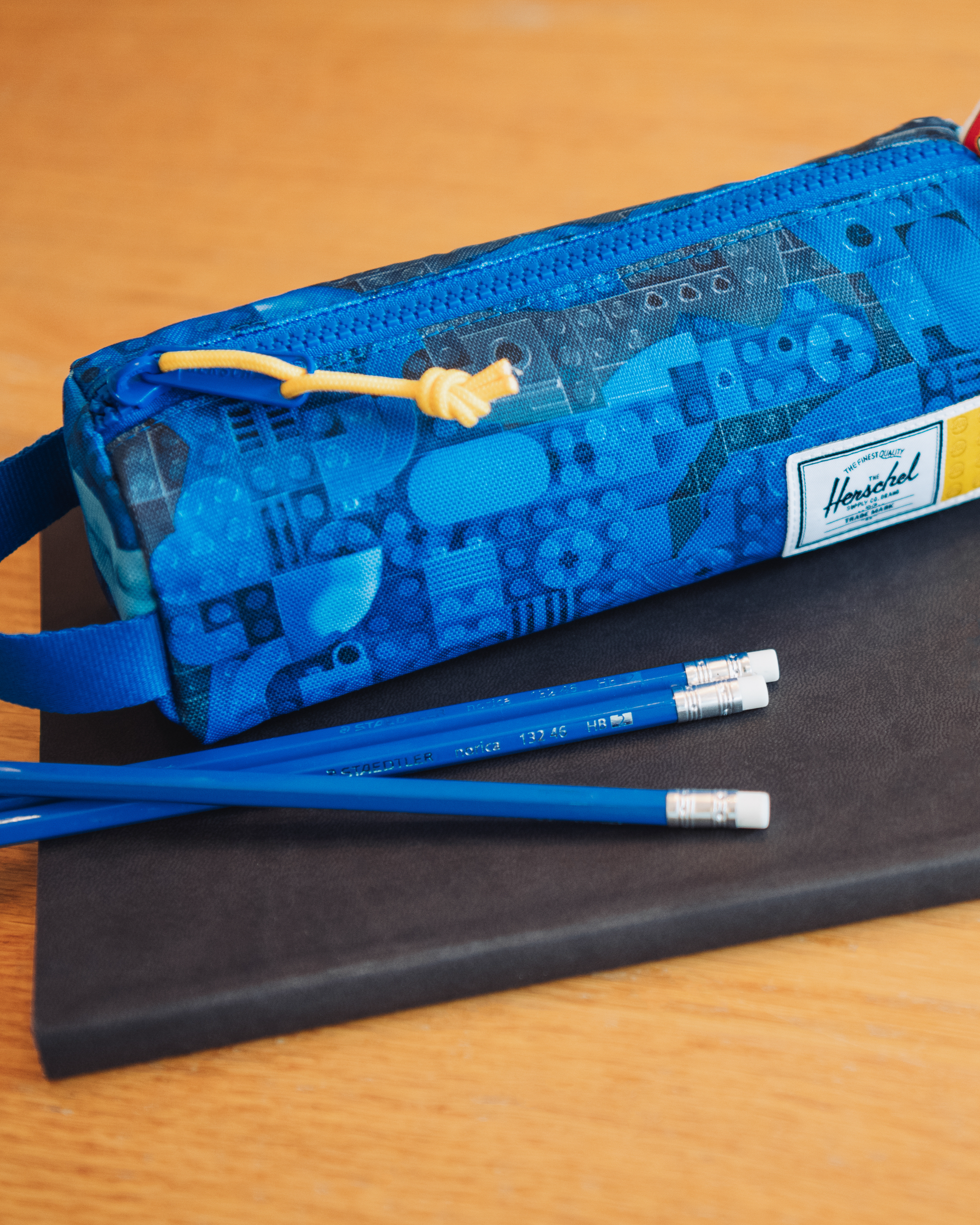 Herschel - LEGO Settlement Little Herschel Pencil Case