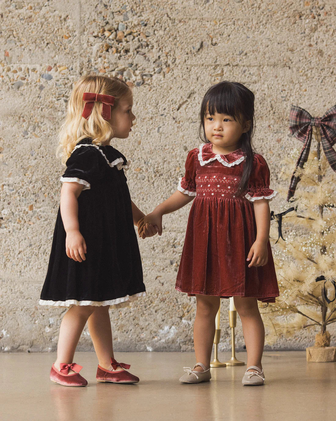 Nora Lee - Velvet Bow