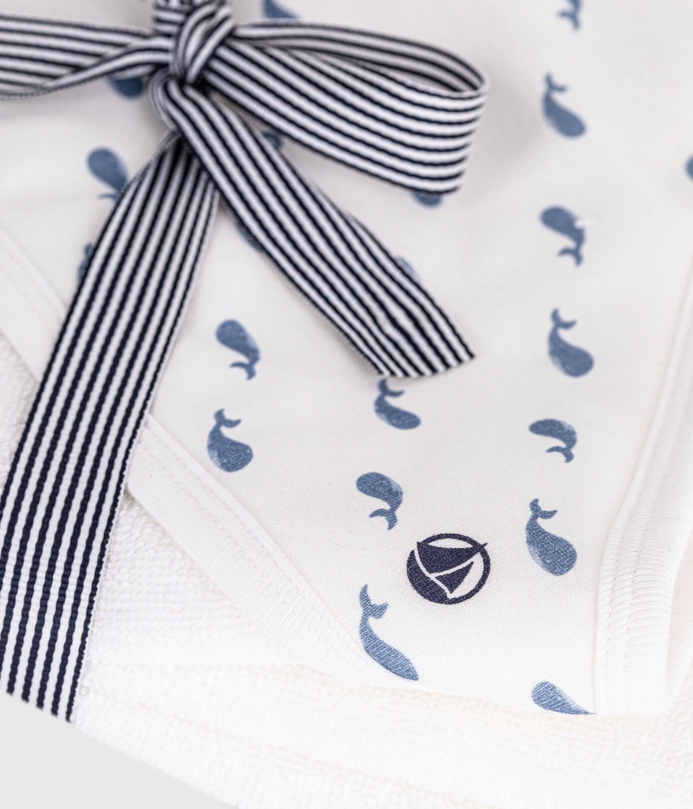 Petit Bateau - Baby square cotton bath towel