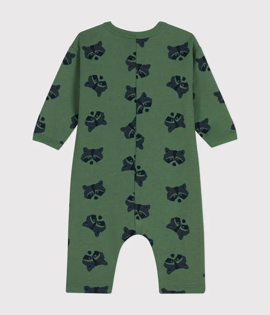 Une combinaison verte longue avec motif d'illustration de raton noir.