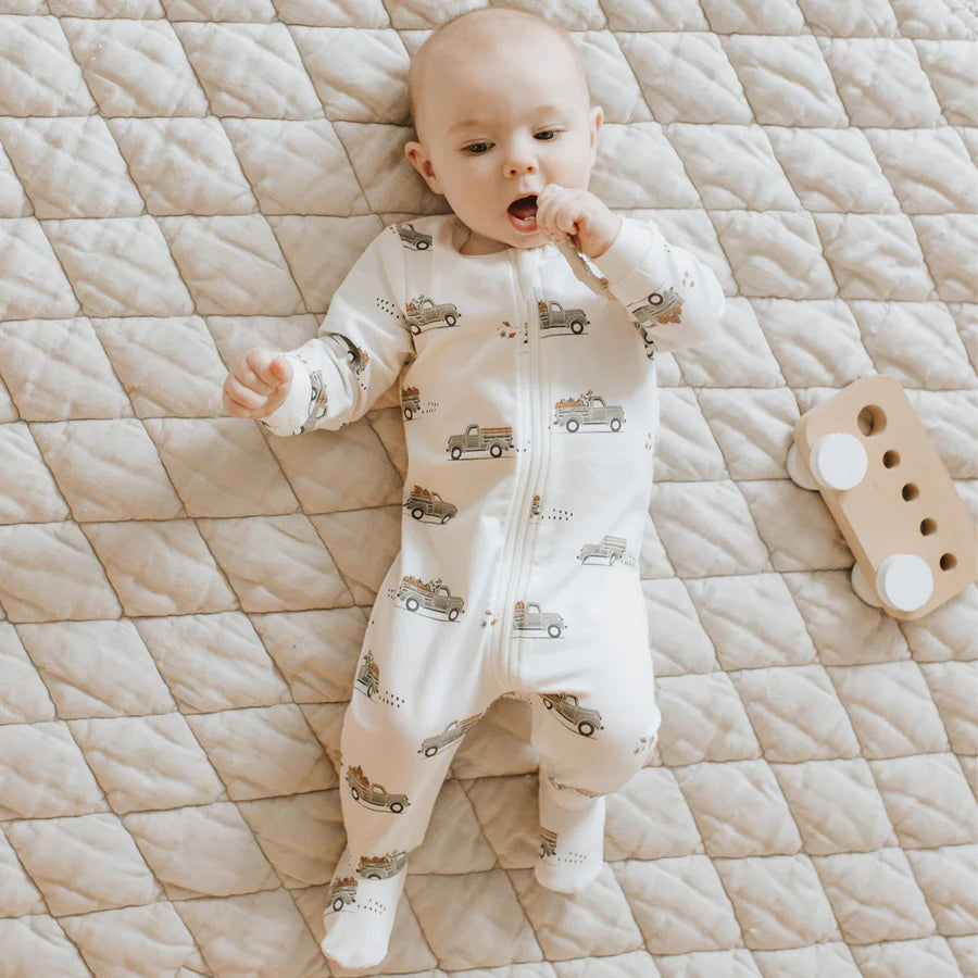 Petit lem - Pumpkin truck pajamas