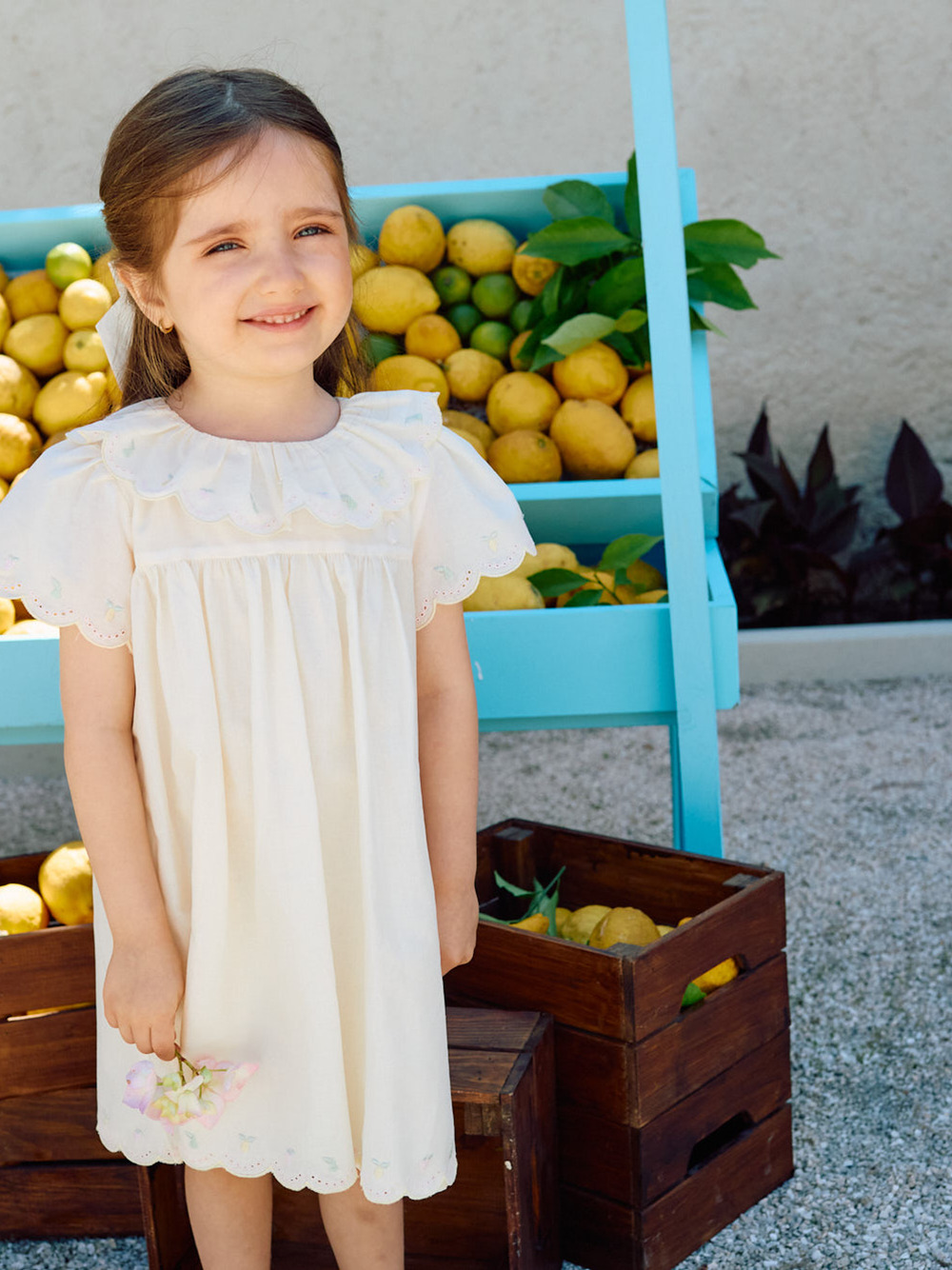 Patachou - Robe élégante jaune ornée de broderies