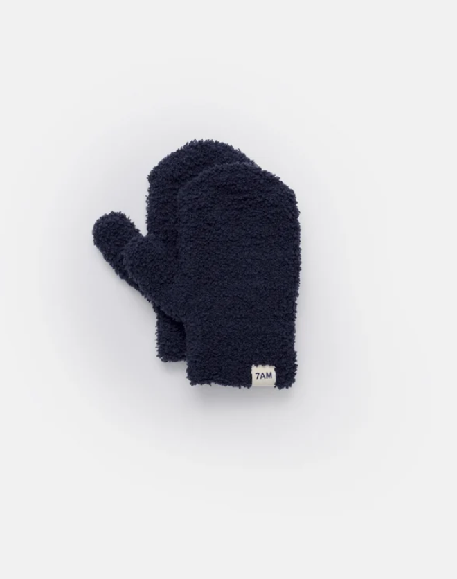 7 AM - Fuzzy Mittens