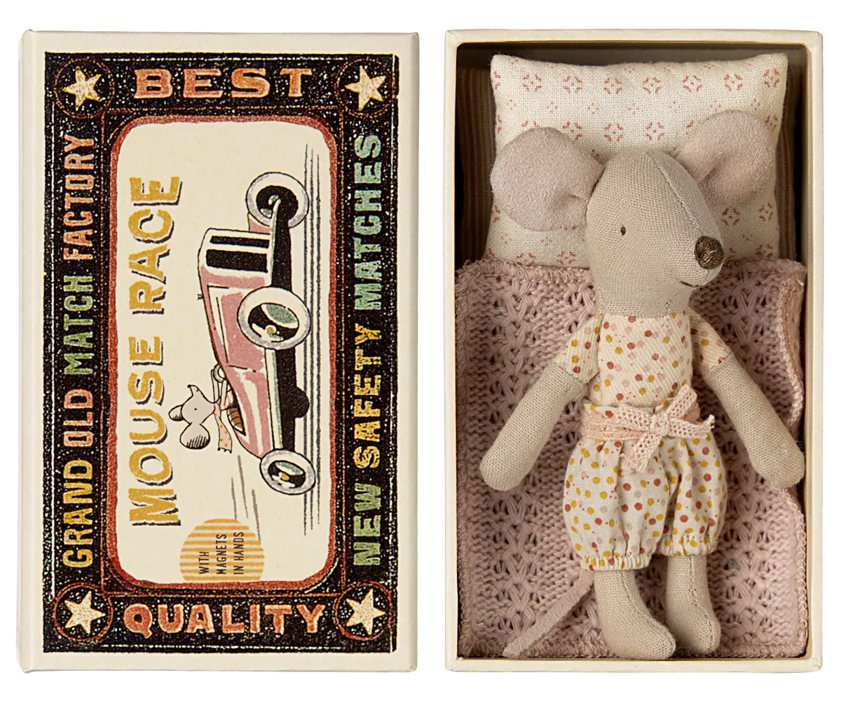 Maileg - Little sister mouse in a matchbox
