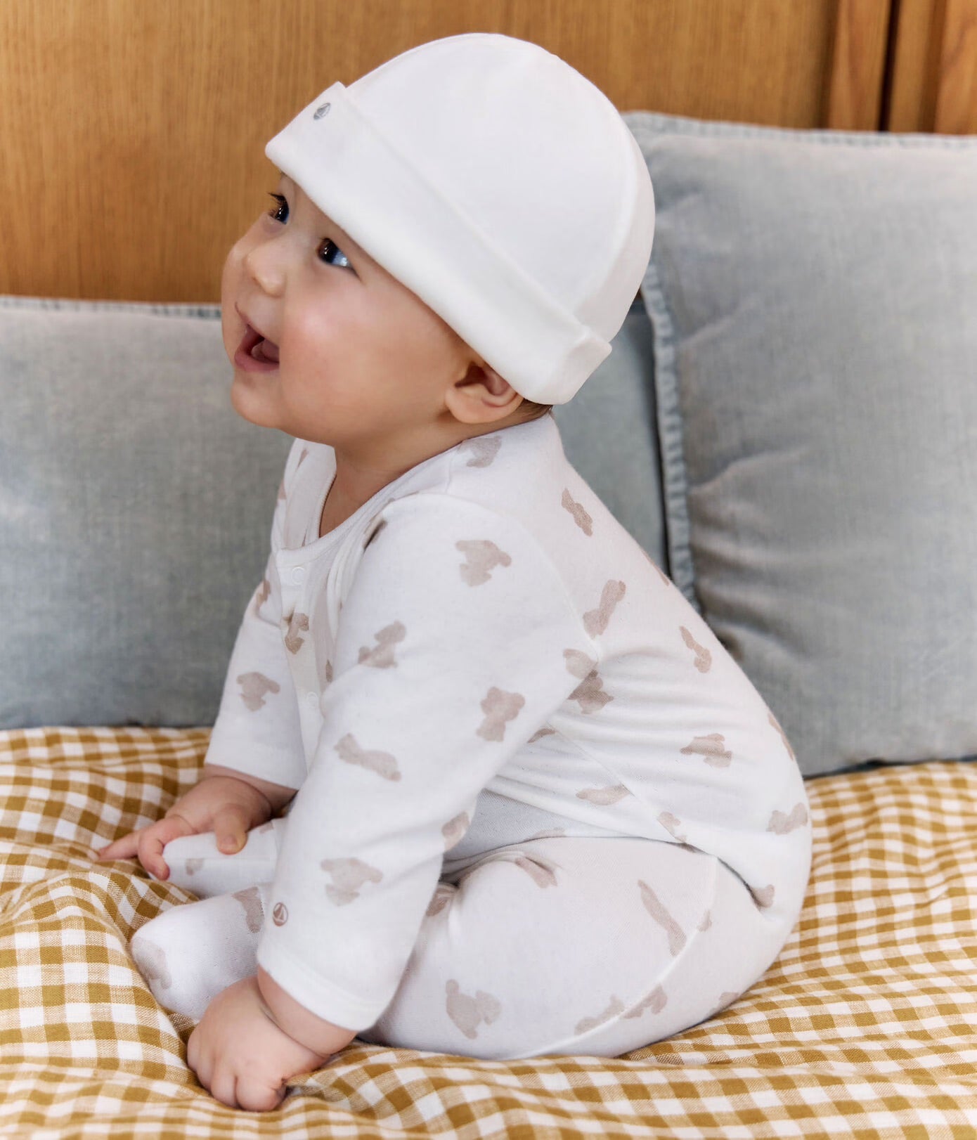 Petit Bateau - Velvet birth bonnet