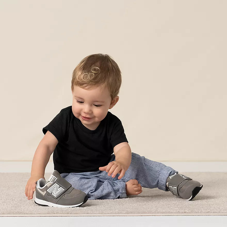 New Balance - Espadrilles 574 Grise