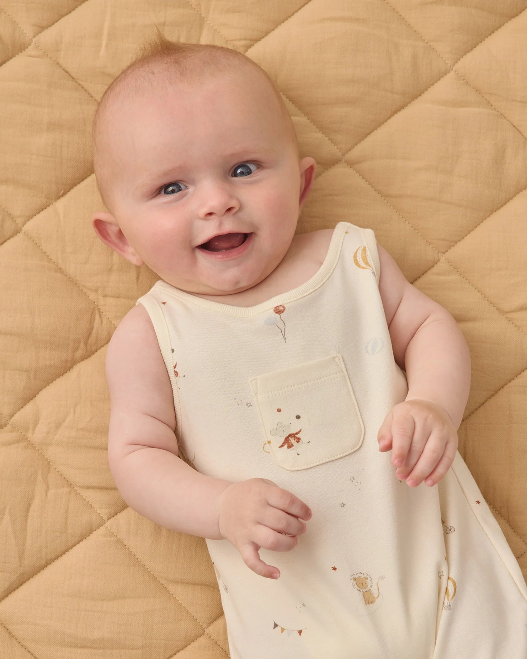 Quincy Mae - Une pièce Sans Manches