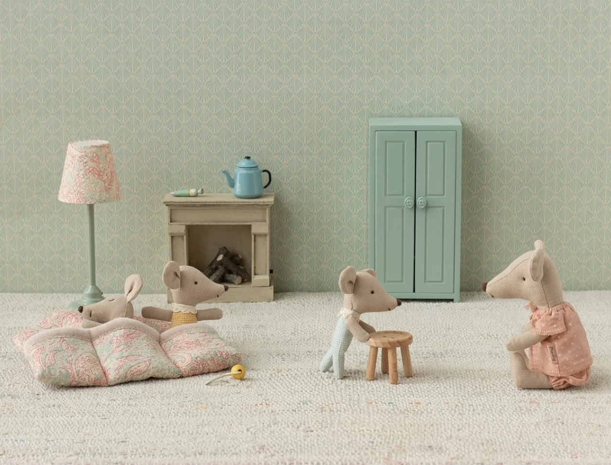 Maileg - Triplets baby mice in a matchbox - Checkers