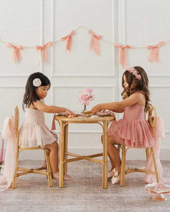 Nora Lee - Robe Witley